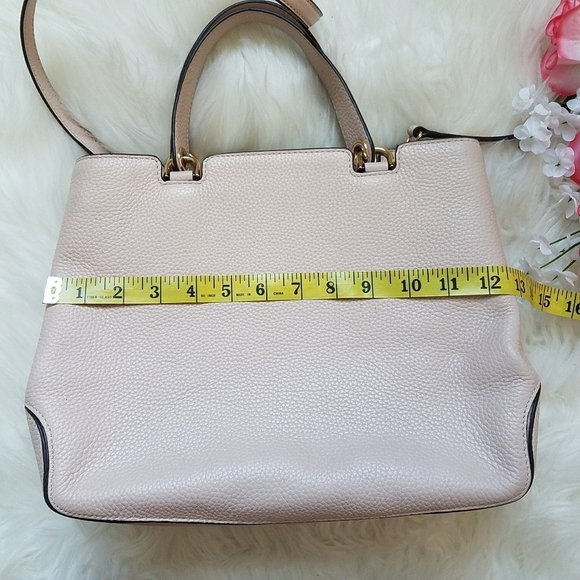 Michael Kors Crossbody Leather Tote Bag - Picture 3 of 16